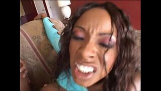 Комил Харони