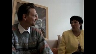 -ຄອບຄົວນີ້ຮູ້ບໍ່ຫ້າມ