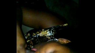 Oženjen Зот Daje Mi Glavu U Kupaonici