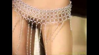 رقص منفرد فتاة جيدة a4U - Lincy Leaw