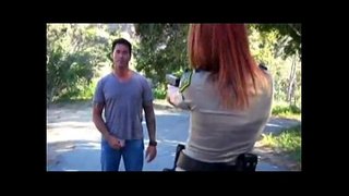 الشرطة مارس الجنس في الهواء الطلق