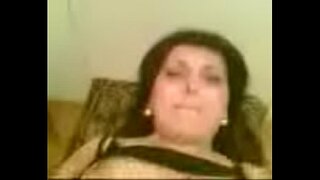 Kalapating mababa ang lipad Ruzik Mikaelyan sa malaking porno ng Armenia