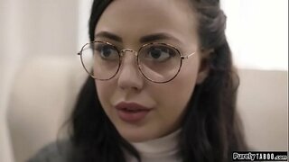 ���ිත් කන්යාවන් අවසාන විකල්පය වන අතර, සමාජ සේවකයෙකු shes රැස්වීම.Hes විතරයි උදව් කරන්න පුළුවන්, ඇය සහ ඇගේ sis නමුත් එය මිල දී එන.ඔහු කැමති, ඇය, ඔහු සමඟ ලිංගික.දිව්ය සත්ප්රසාද වෙනත් කිසිදු විකල්පයක් ඇය වෙනුවෙන් ඔහුගේ කුකුළා හා ඉඩ දෙනවා කන්න ඔහුට ඇයට සිදු කිරීමට පෙර ඔහු ඇගේ පිස්සු හැදිලද