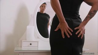 Brunette Milf आमन्त्रित छ big tits blonde Milf आकर्षक वैलेंटाइन्स दिन मा घर र त्यसपछि गुदा fucks her संग बाक्लो पट्टा मा कुखुरा