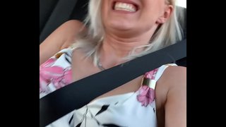 هرگز که! من به من یک ارگاسم در یک تاکسی.