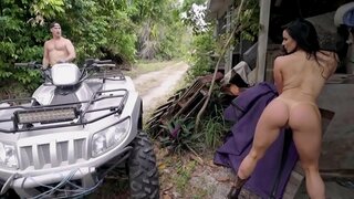 BANGBROS - Increíble Colección De Puma Porno Protagonizada por Smokin&#039; Hot Babe Kendra la Lujuria (1 de 3)