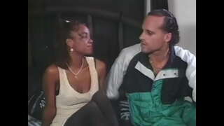 ���ਰਜ ਕੁੱਤੀ ਵਿਚ ਕਾਲੇ ਸਟੋਕਿੰਗਜ਼ ਪ੍ਰਾਪਤ ਕਰਦਾ ਹੈ, ਇੱਕ ਹਾਰਡ ਚਿੱਟੇ ਲੂੰਡ ਵਿਚ ਕੁੱਤੇ ਪੈਦਾ